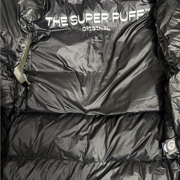 Aritzia Super Puff Vest - Picture 10 of 10